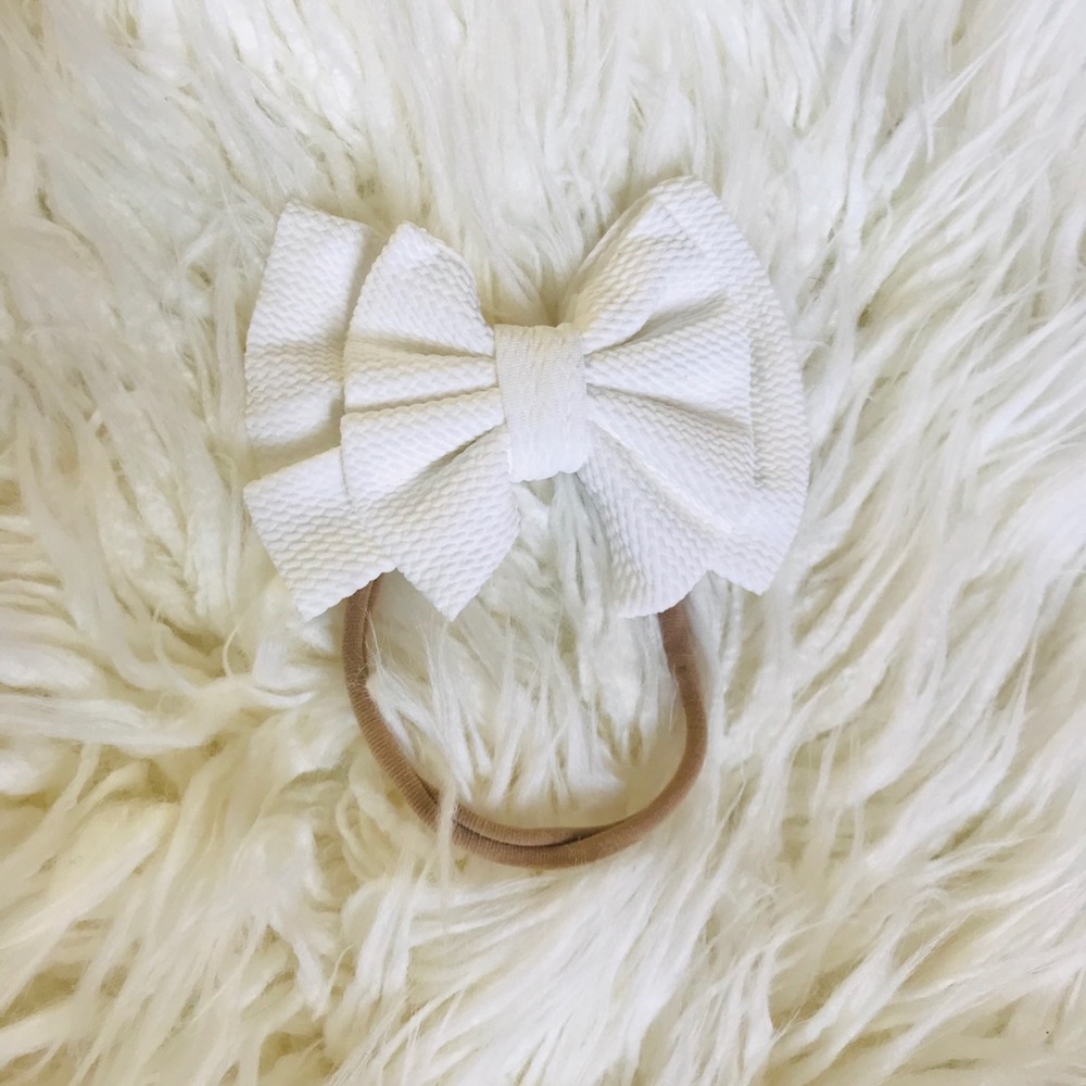 Handmade Bows! 🎀 Buy 3, get one FREE! 🎀